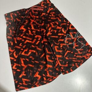 New UA Boys Shorts Orange/Blacck Size Youth XL